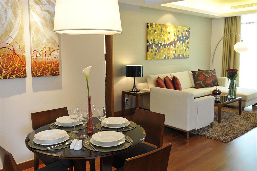 Fraser Suites Seef Bahrain Manama Bilik gambar A typical apartment at The Residence
