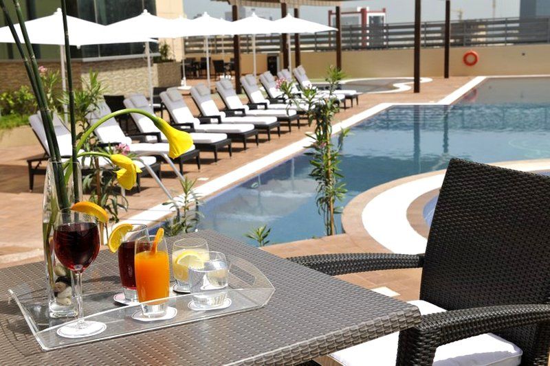 Fraser Suites Seef Bahrain Manama Kemudahan gambar The pool at the hotel